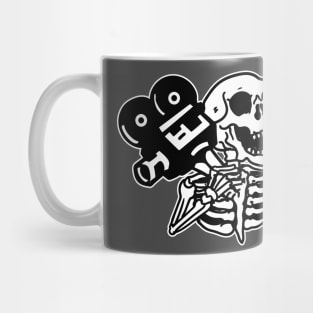 Skelleton Holding vintage film camera Mug